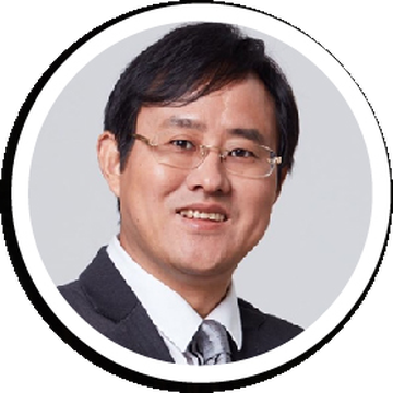 Michael Zhu portrait, Founder and CEO of Gamercury AI